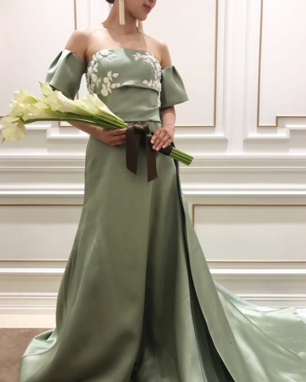 新作ドレスのご紹介 ～Leaf for Brides（リーフ・フォー・ブライズ）～