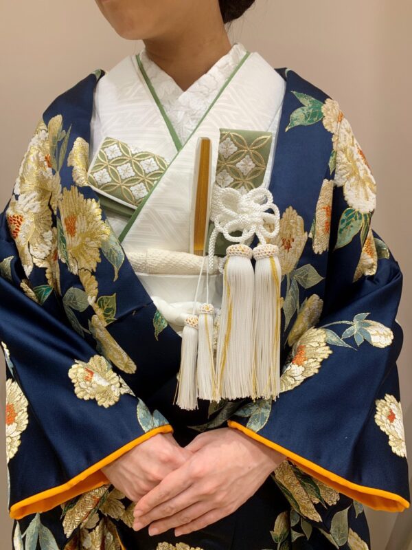 京都結婚式会場にお勧めの色打掛～紺色、花浅葱色～