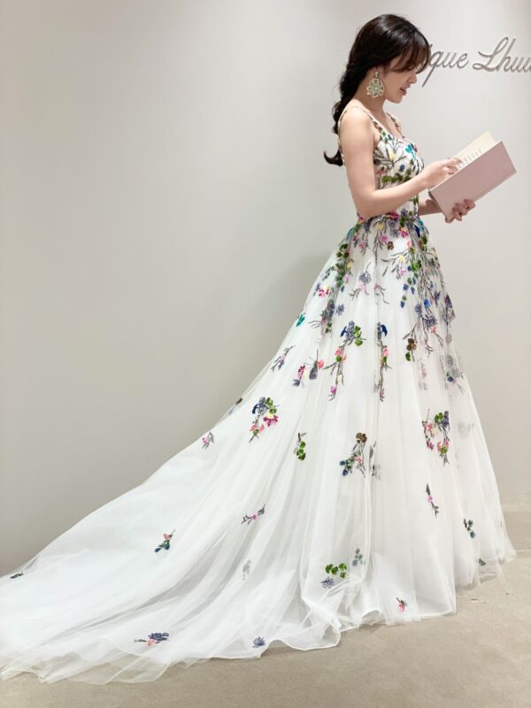 Monique Lhuillier（モニーク ルイリエ）〜新作カラードレスのご紹介〜