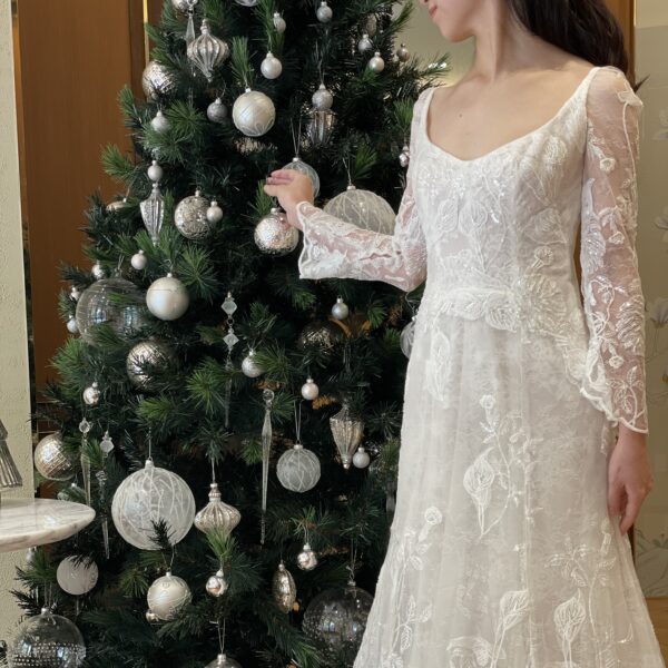 大阪エリアにおすすめのウェディングドレスのご紹介 〜Reem Acra(リーム アクラ)～