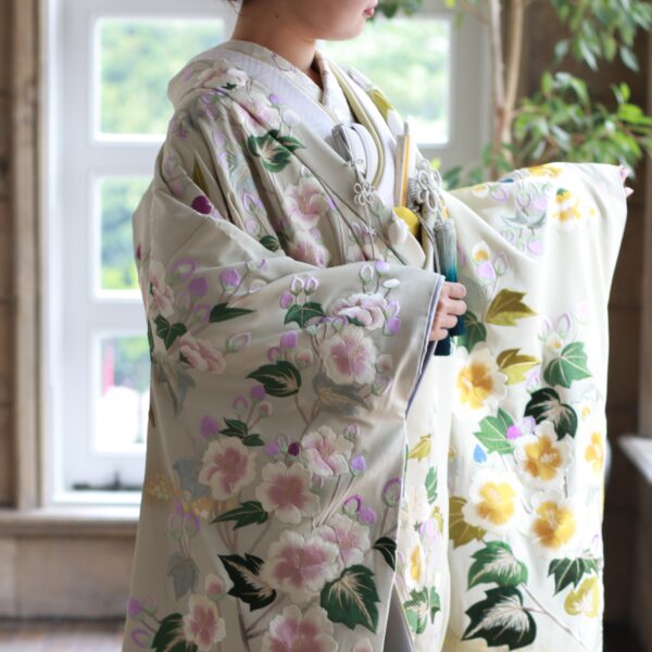 赤坂プリンスクラシックハウスの花嫁におすすめの色打掛のご紹介