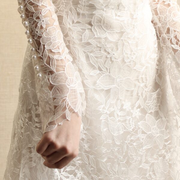華やかな総レースが美しいReem Acra （リーム アクラ）の新作ウェディングドレスのご紹介